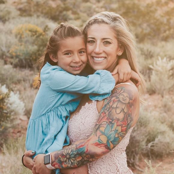 Meet your Posher, Carly - Picture 1 of 1